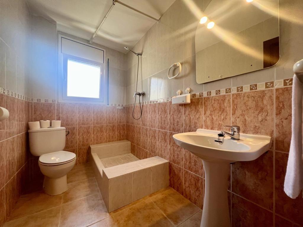Apartamentos Ancora Romana Calafell Exterior photo